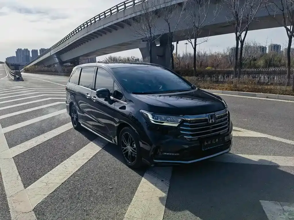 Honda Odyssey 2023 из CN, фото 3