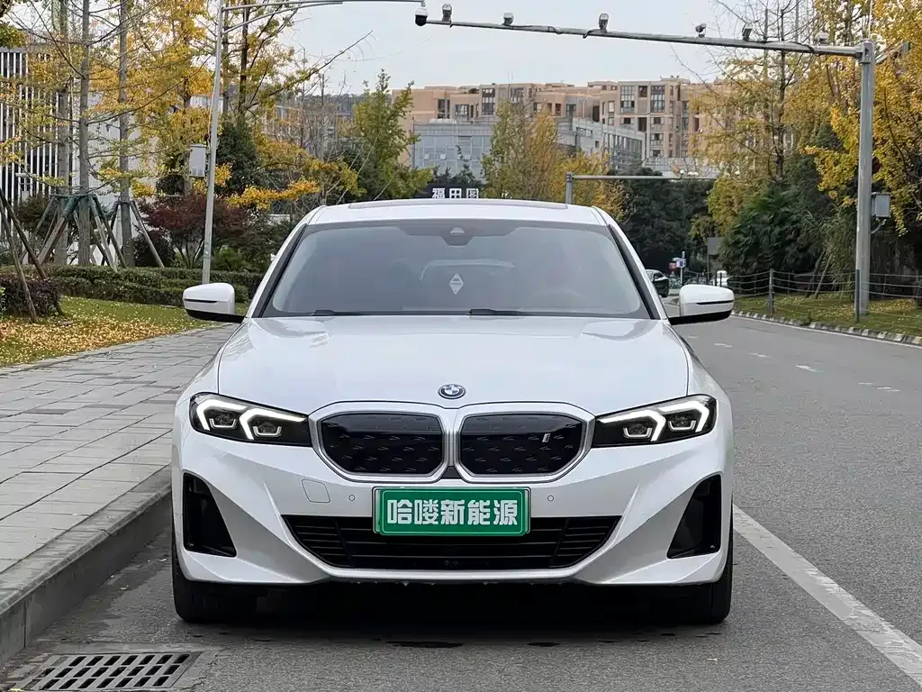 BMW i3 2024 из CN, фото 2
