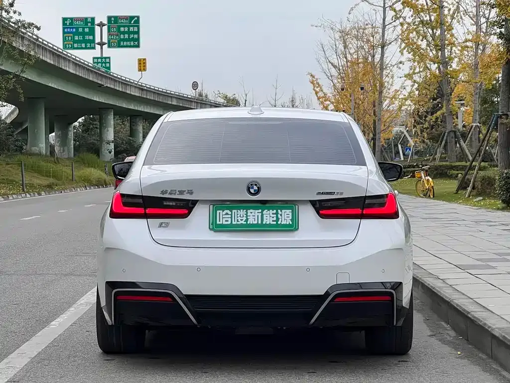 BMW i3 2024 из CN, фото 4