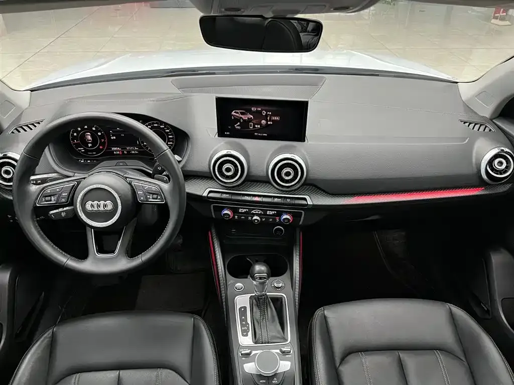 Audi Q2L 2022 из CN, фото 2