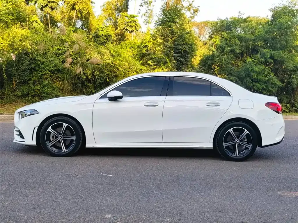 Mercedes-Benz A-Class 2022 из CN, фото 4