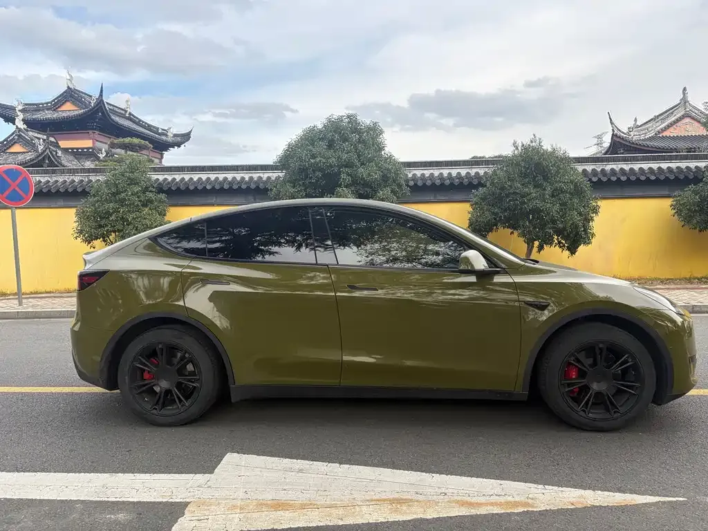 Tesla Model Y 2023 из CN, фото 4