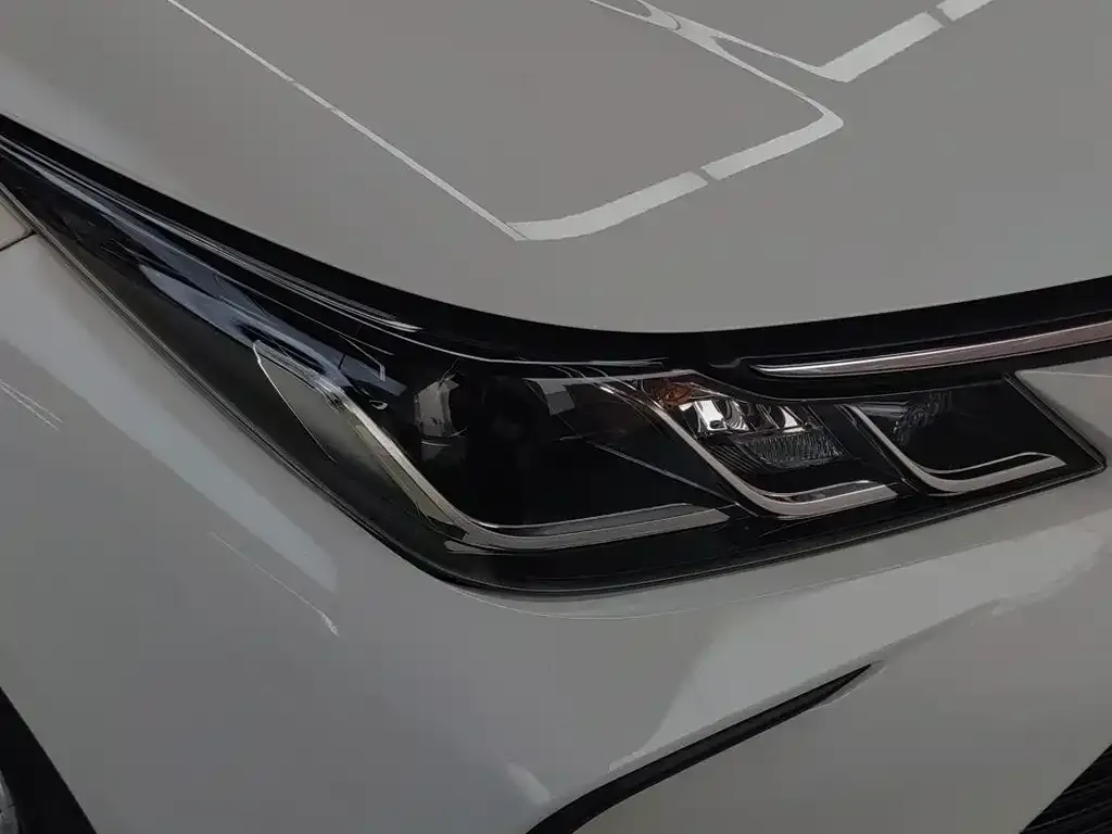 Toyota Corolla 2022 из CN, фото 10