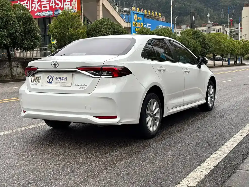 Toyota Corolla 2022 из CN, фото 7