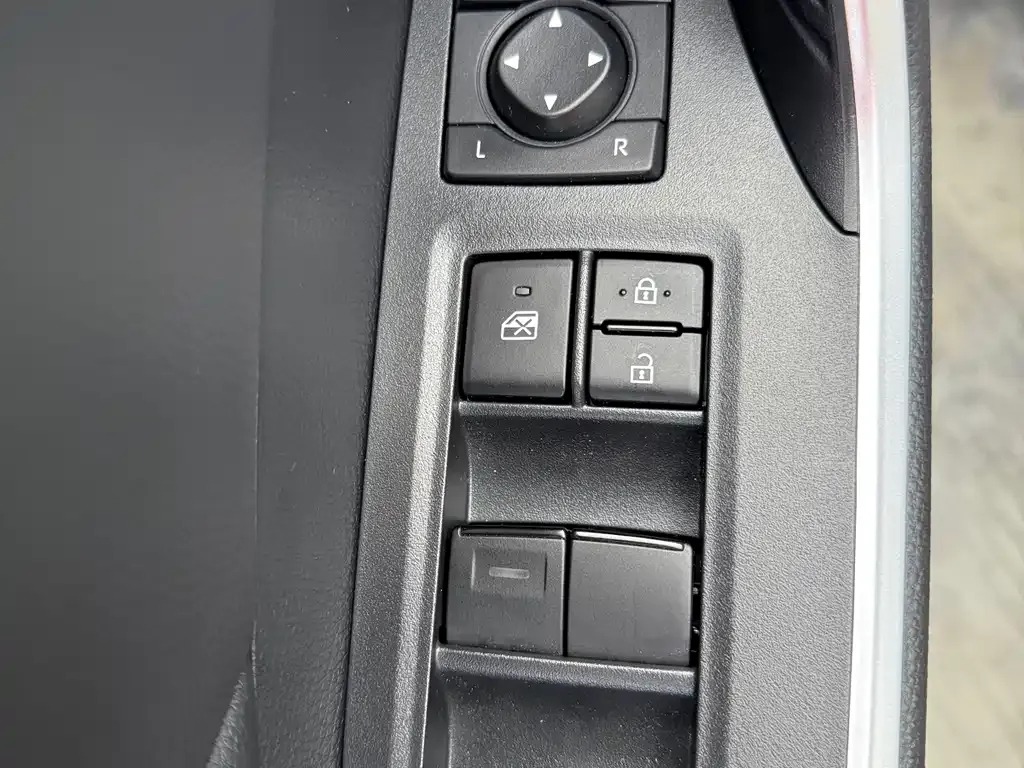 Toyota Wildlander 2025 из CN, фото 10