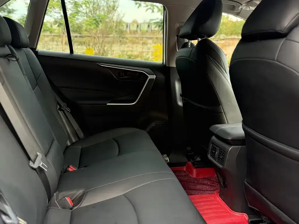 Toyota Wildlander 2025 из CN, фото 8