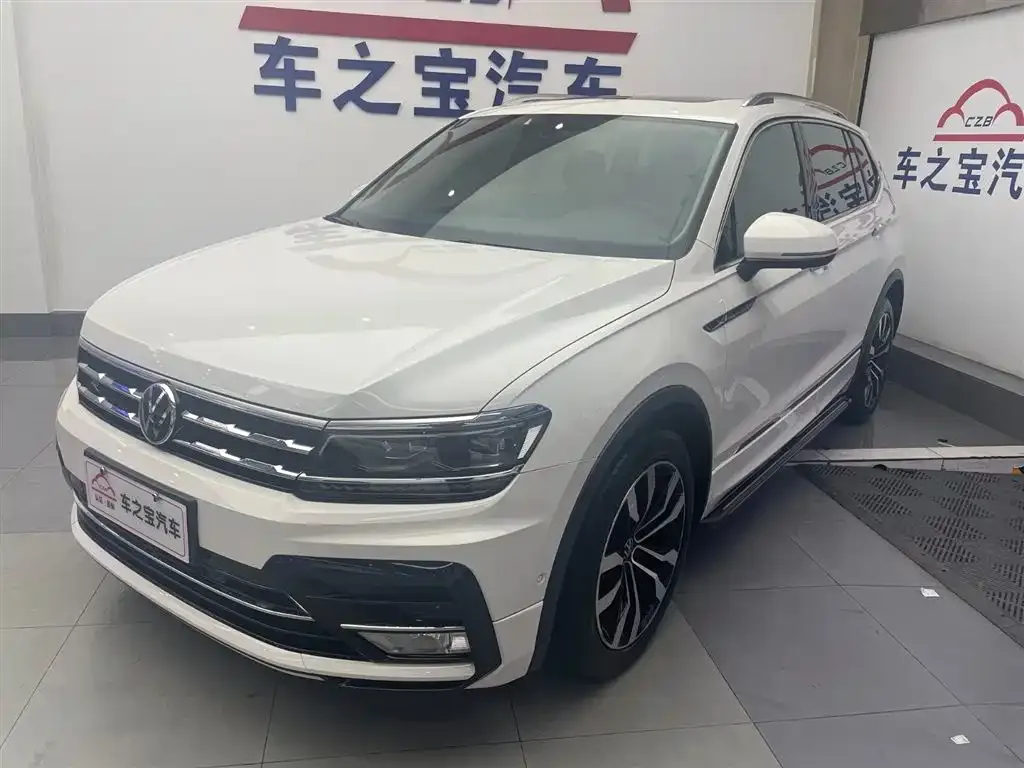 Volkswagen Tiguan L 2021 из CN, фото 1