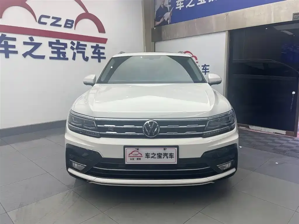 Volkswagen Tiguan L 2021 из CN, фото 2