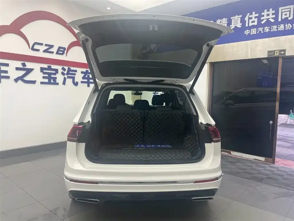 Volkswagen Tiguan L 2021 из CN, фото 9