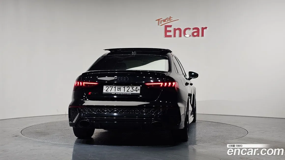 Audi RS3 2024 из KR, фото 4