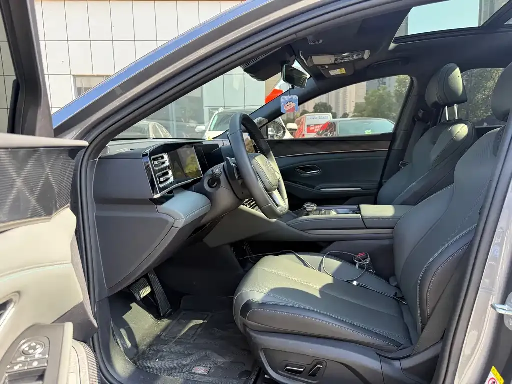BYD Qin L 2025 из CN, фото 8