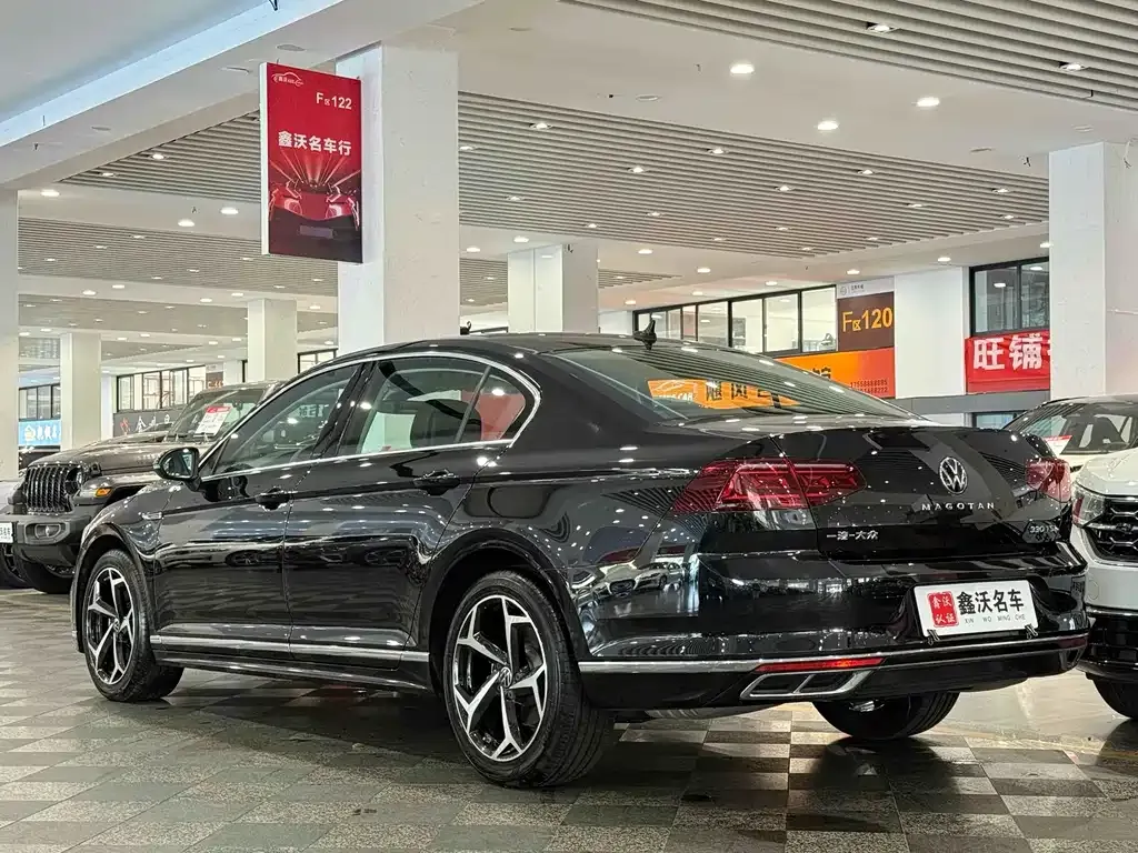 Volkswagen Magotan 2023 из CN, фото 4