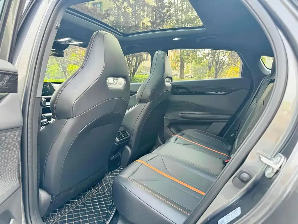 Changan UNI-V 2024 из CN, фото 7