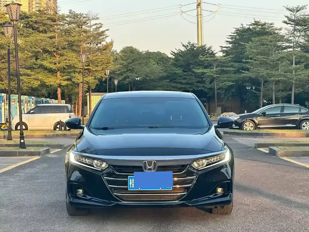 Honda Accord 2022 из CN, фото 2