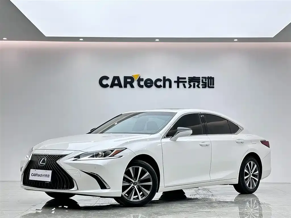 Lexus ES 2021 из CN, фото 1