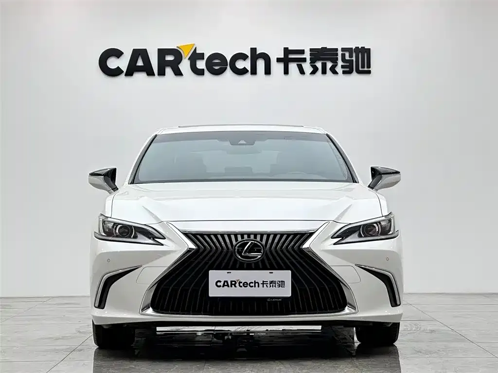 Lexus ES 2021 из CN, фото 7