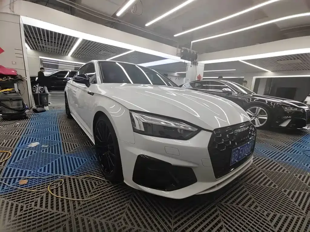 Audi A5 (Import) 2023 из CN, фото 3