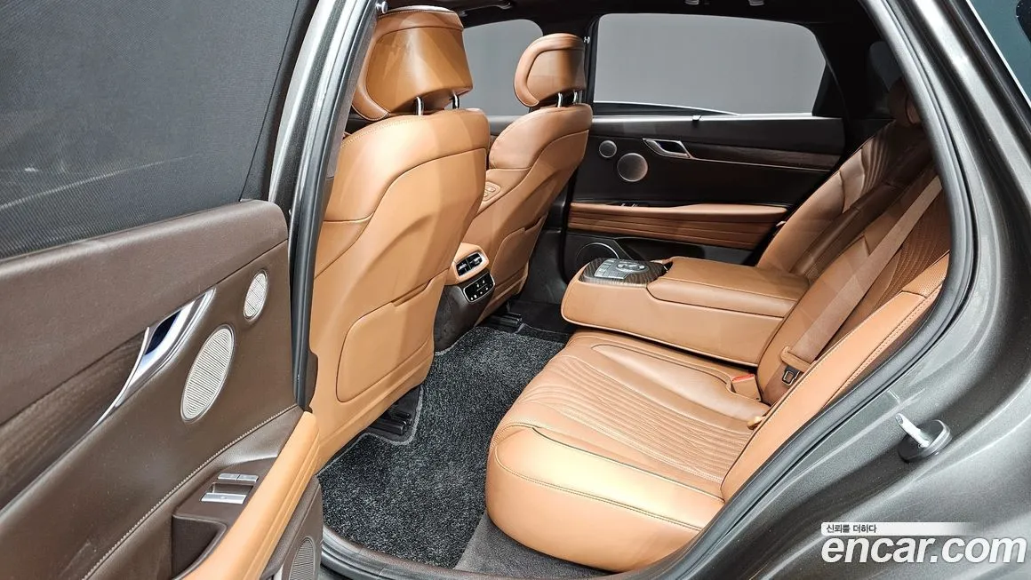 Genesis G80 — фото 10