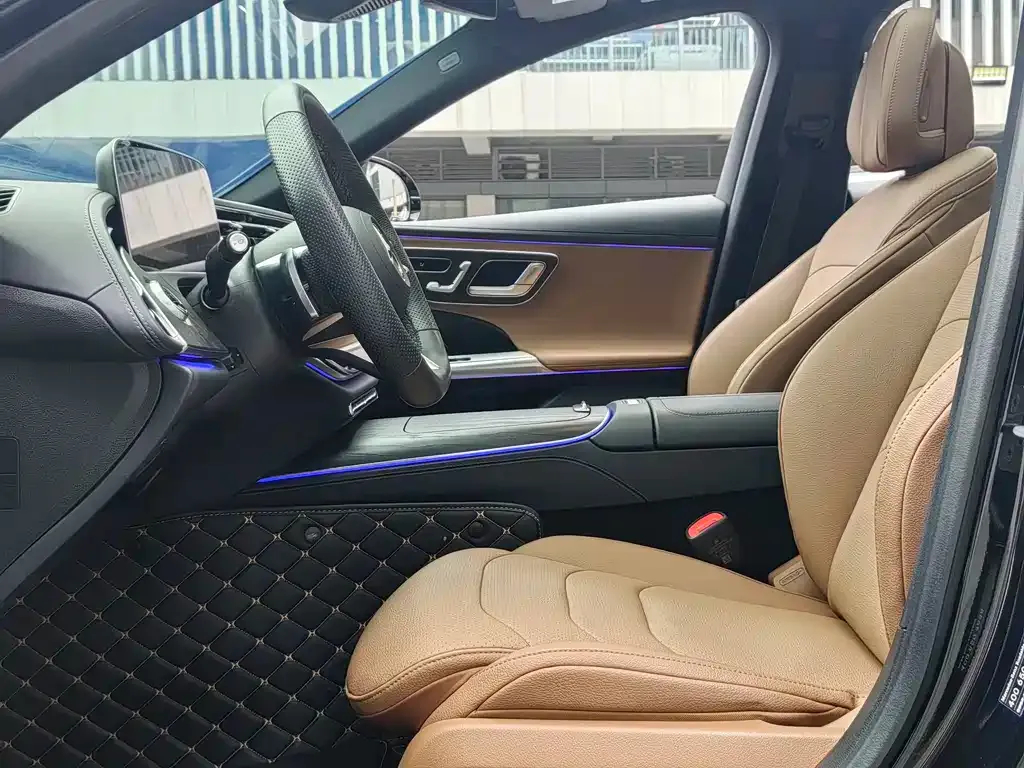 Mercedes-Benz E-Class 2024 из CN, фото 10