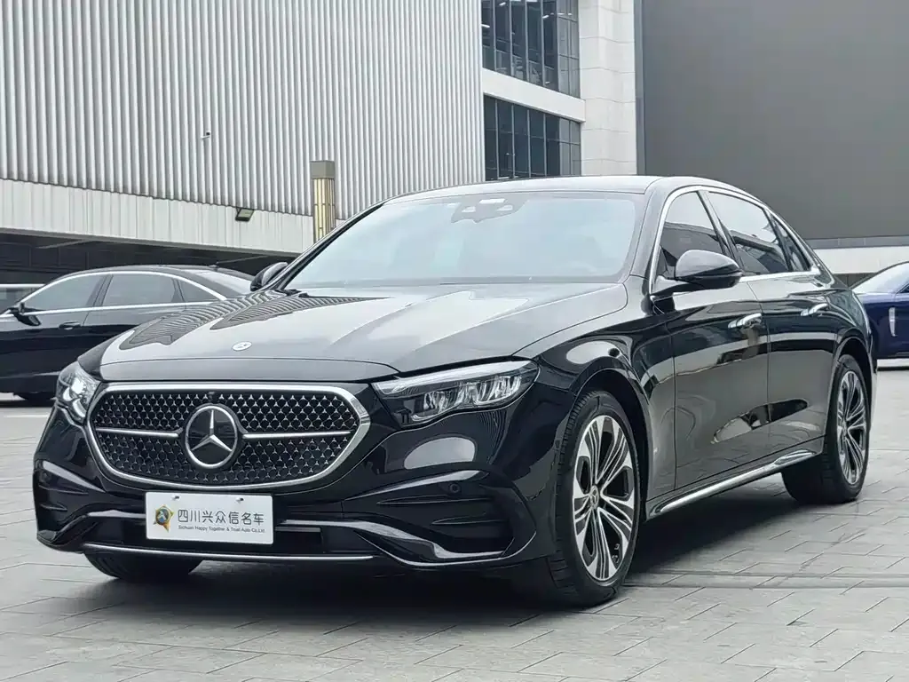 Mercedes-Benz E-Class 2024 из CN, фото 2