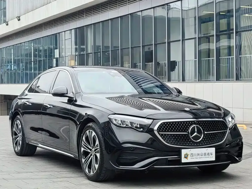 Mercedes-Benz E-Class 2024 из CN, фото 4