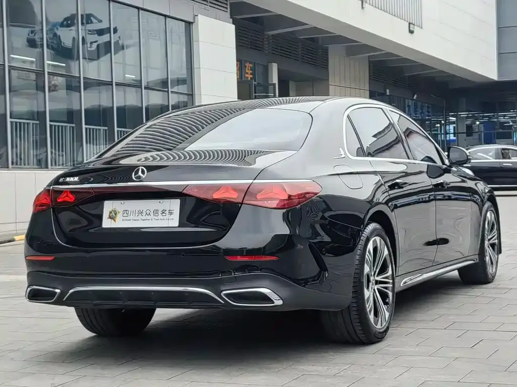 Mercedes-Benz E-Class 2024 из CN, фото 5