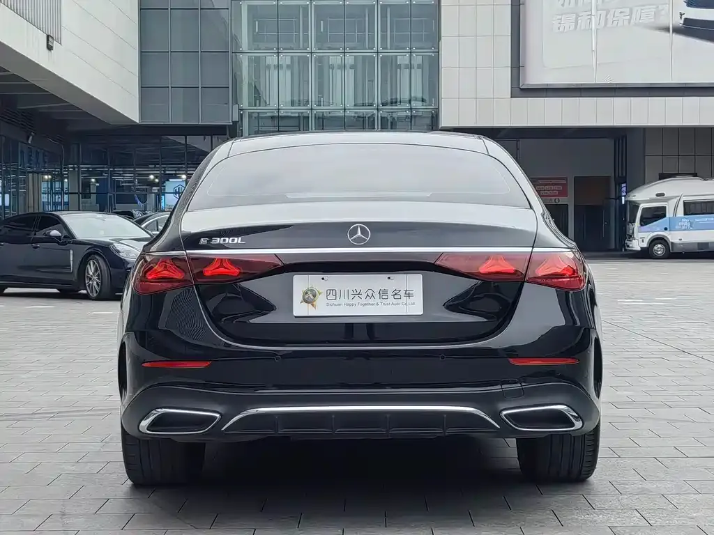 Mercedes-Benz E-Class 2024 из CN, фото 6