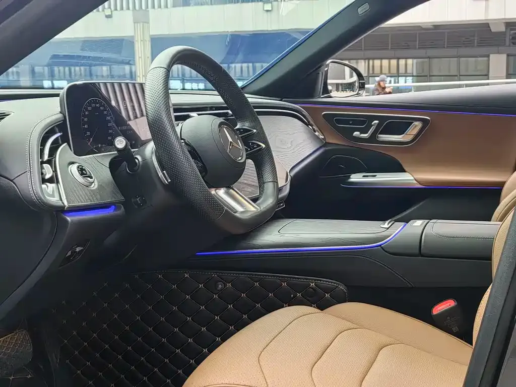Mercedes-Benz E-Class 2024 из CN, фото 8