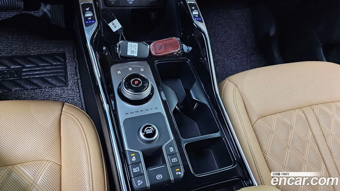 Kia Sorento — фото 9