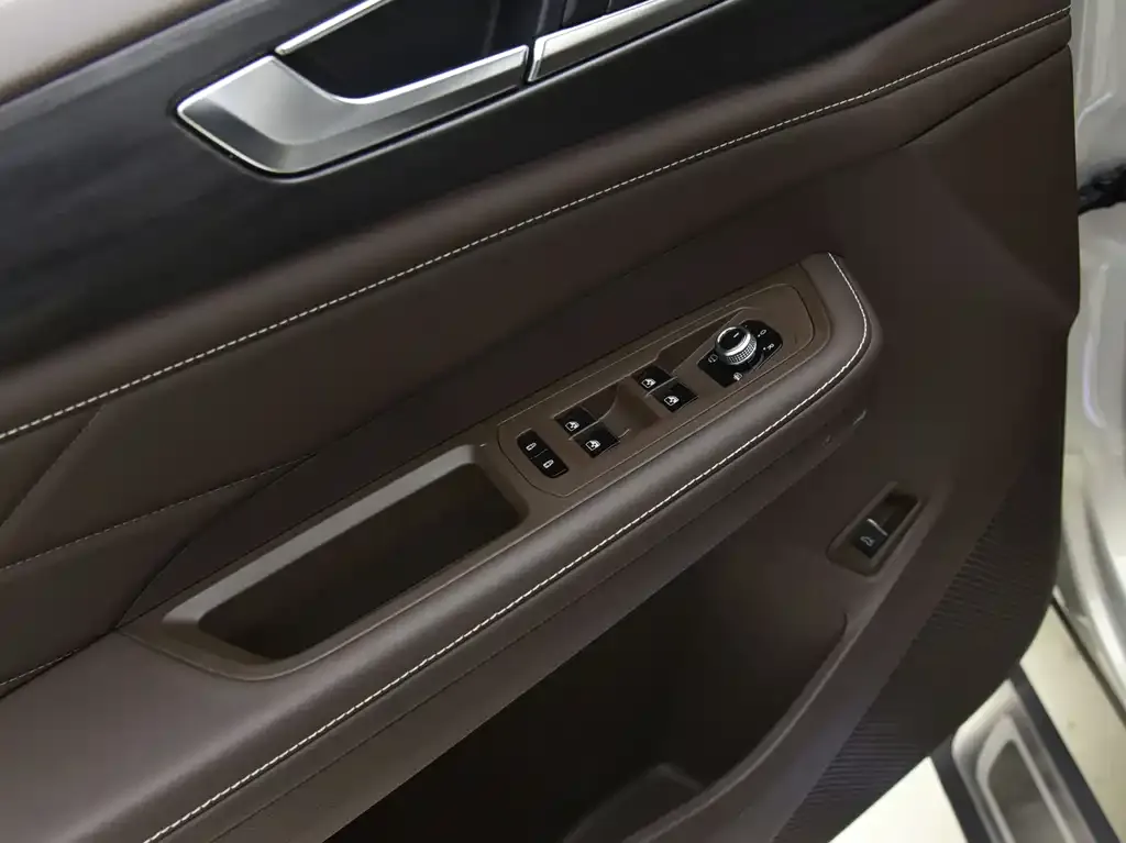 Volkswagen Viloran 2024 из CN, фото 9