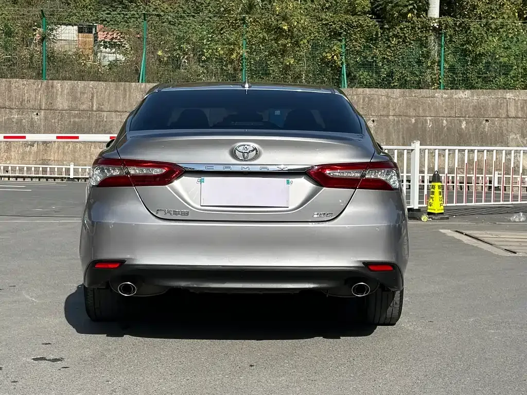 Toyota Camry 2022 из CN, фото 10