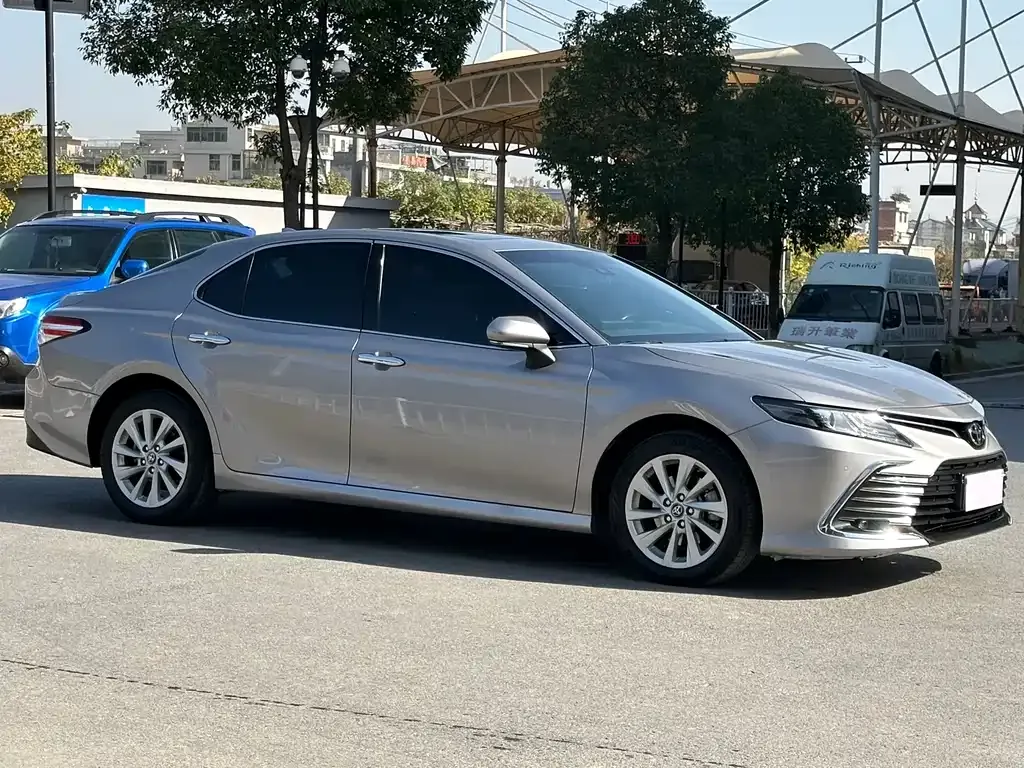 Toyota Camry 2022 из CN, фото 3
