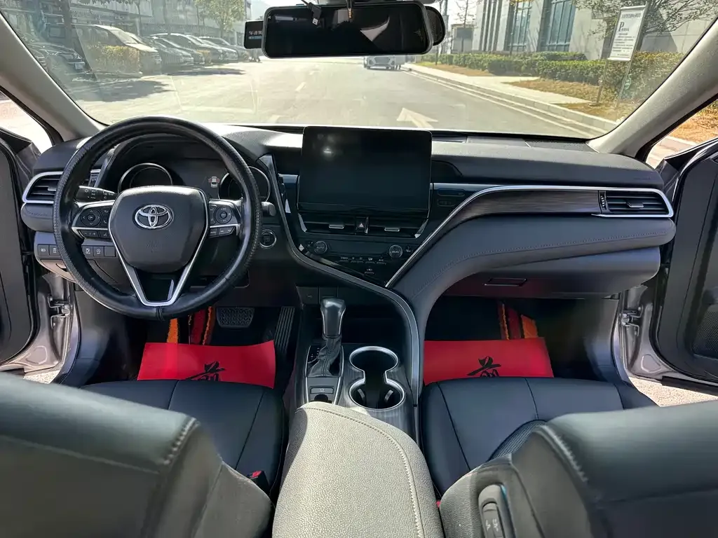 Toyota Camry 2022 из CN, фото 4