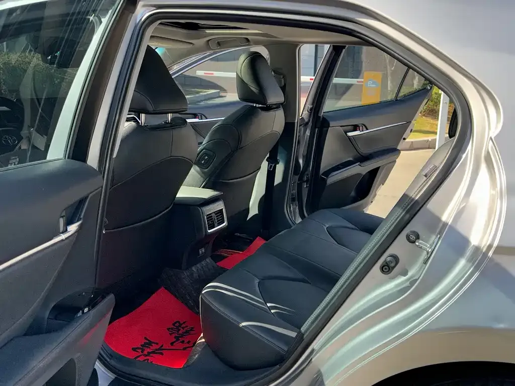 Toyota Camry 2022 из CN, фото 6
