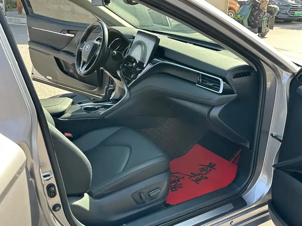 Toyota Camry 2022 из CN, фото 7