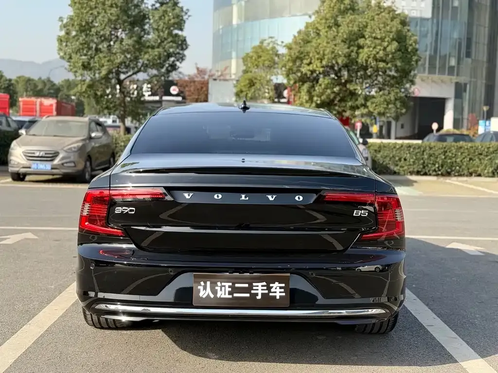 Volvo S90 2024 из CN, фото 5