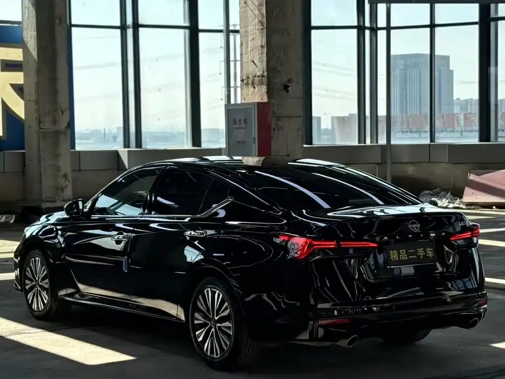 Nissan Teana 2024 из CN, фото 4