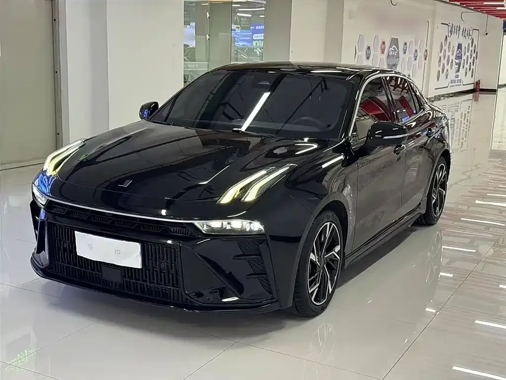 Lynk & Co 03 2023 из CN, фото 1
