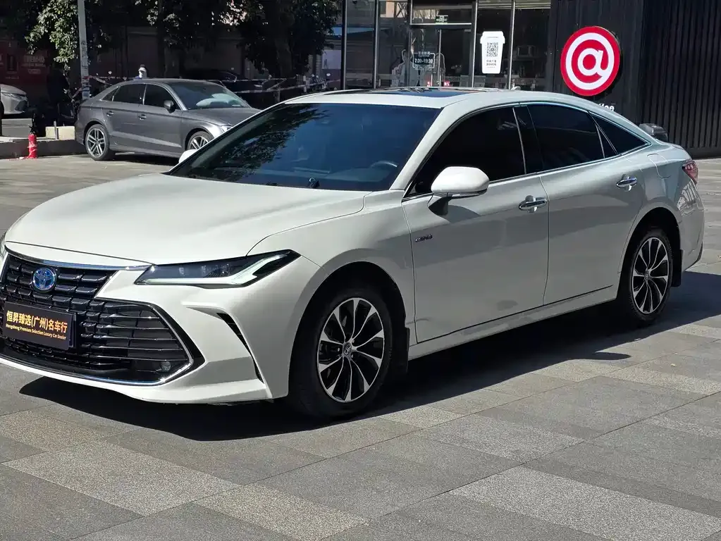 Toyota Avalon 2022 из CN, фото 1