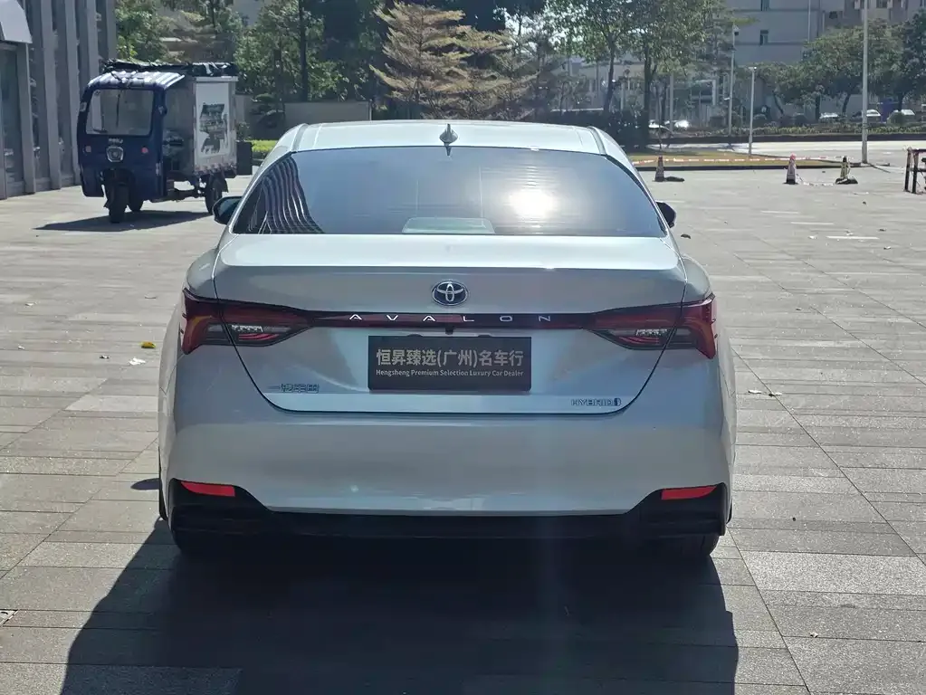 Toyota Avalon 2022 из CN, фото 6