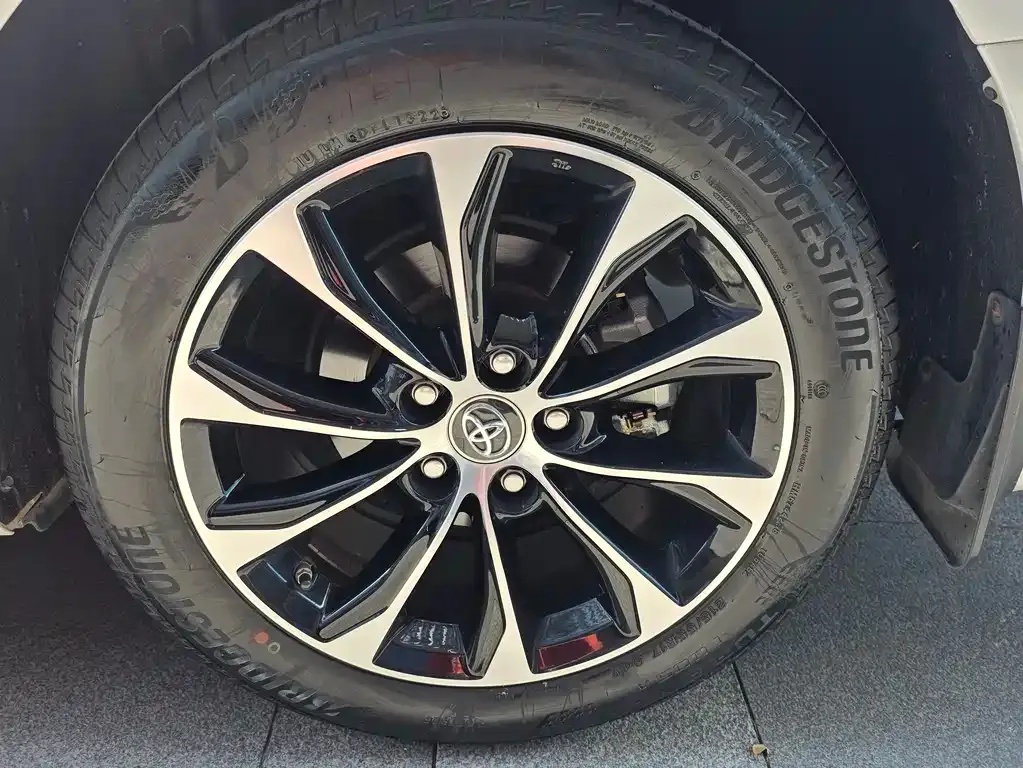 Toyota Avalon 2022 из CN, фото 7