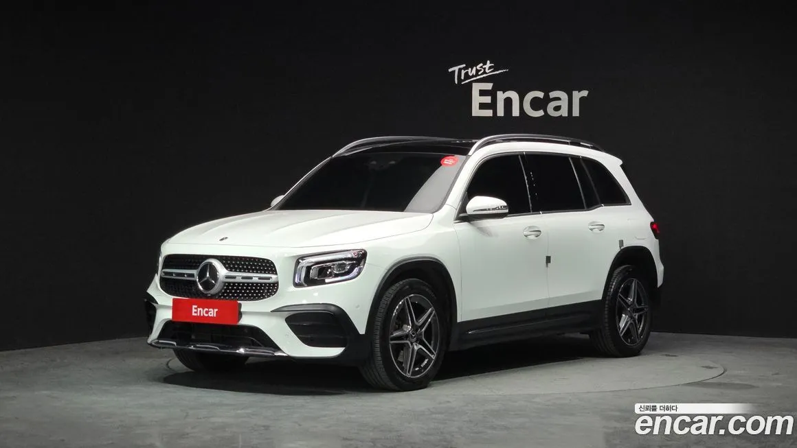 Mercedes-Benz GLB-Class — фото 1