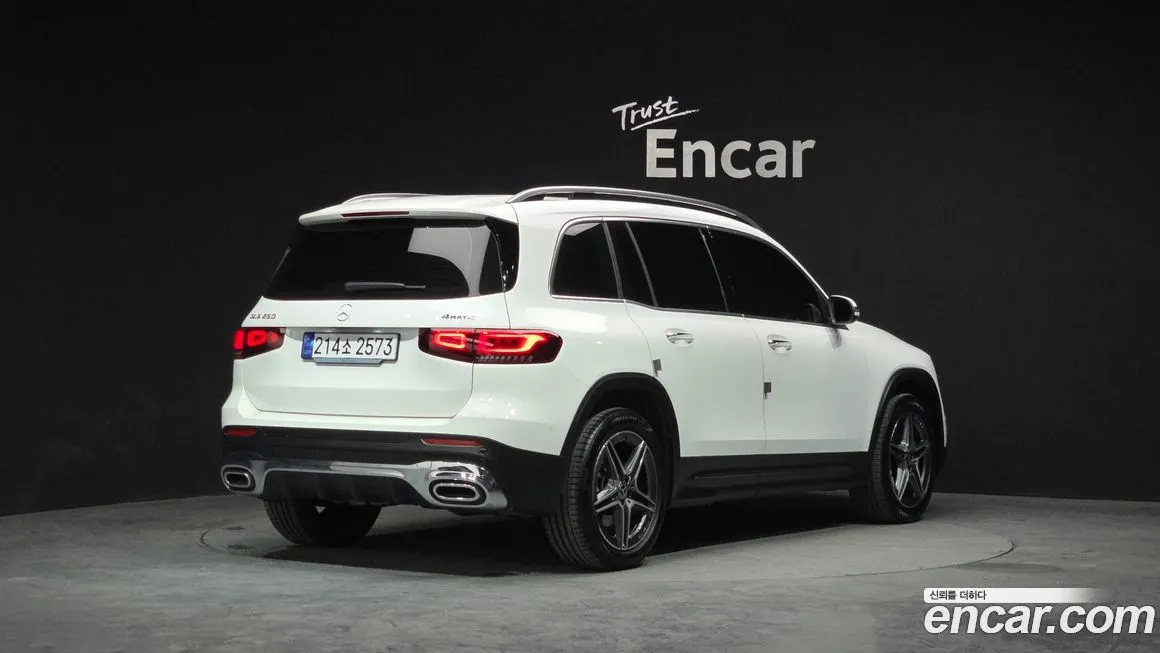 Mercedes-Benz GLB-Class — фото 2