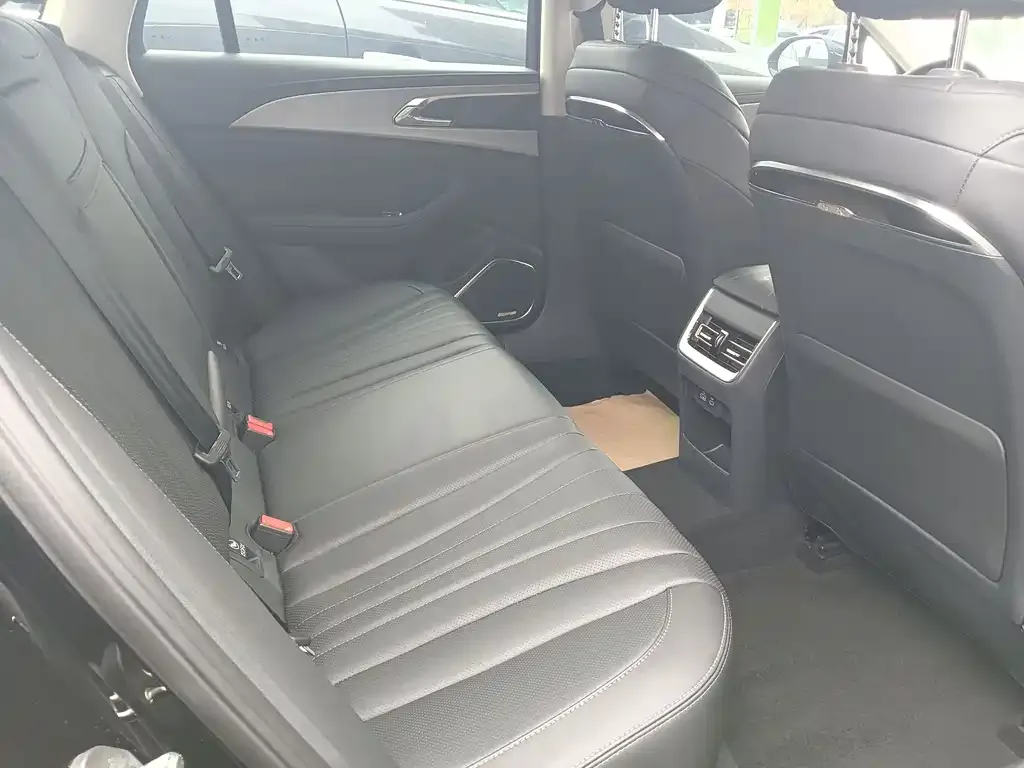 Hongqi H5 2024 из CN, фото 9