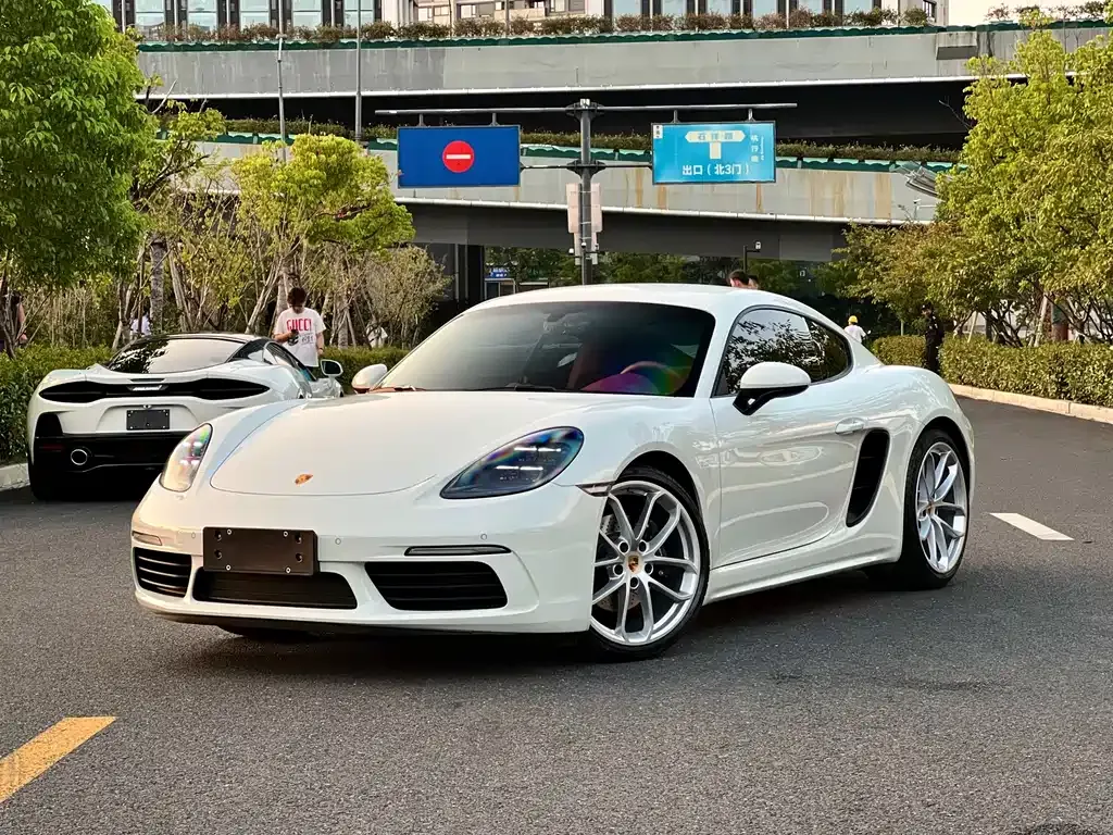 Porsche 718 2025 из CN, фото 1