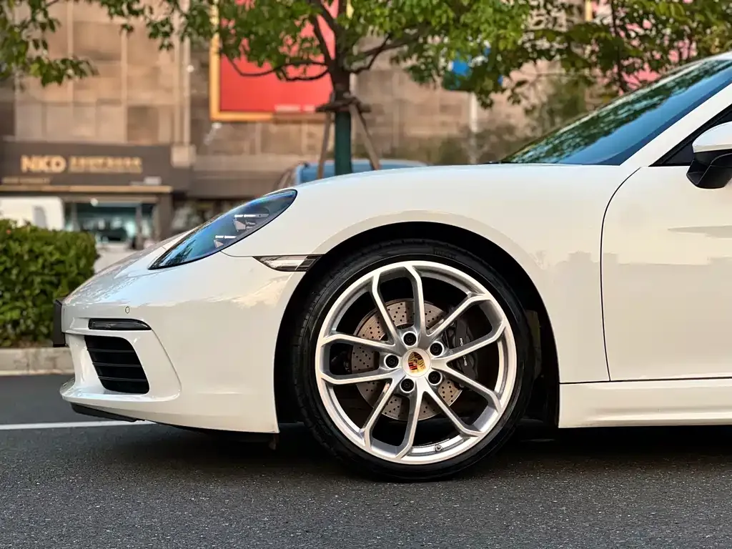 Porsche 718 2025 из CN, фото 9