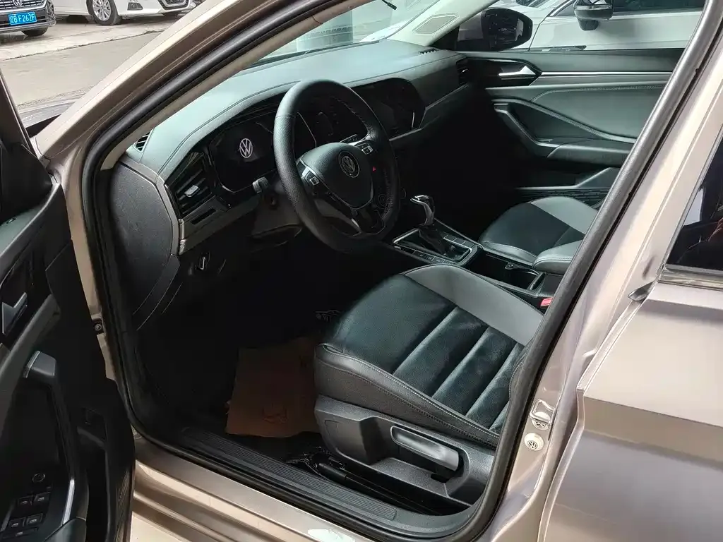 Volkswagen Sagitar 2021 из CN, фото 4
