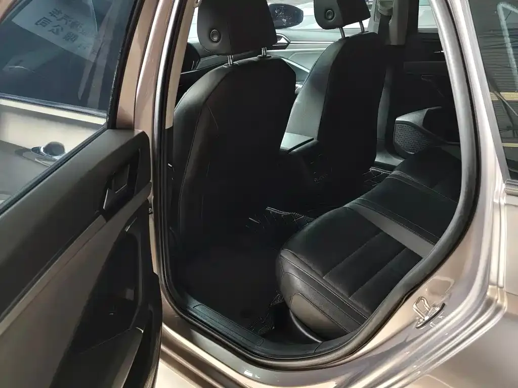 Volkswagen Sagitar 2021 из CN, фото 5