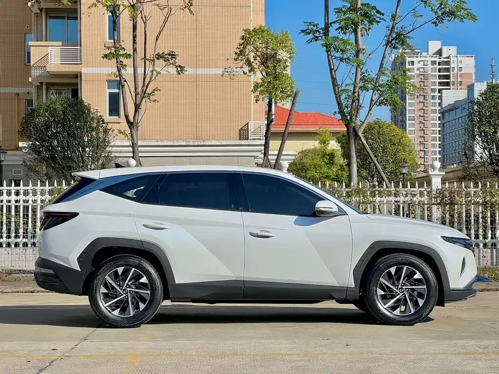 Hyundai Tucson — фото 9