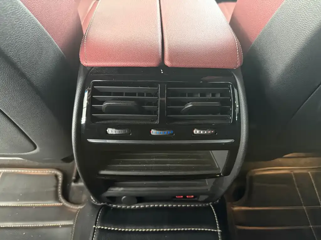 BMW 5 Series New Energy 2021 из CN, фото 10